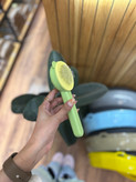 شانه سگ و گربه دارای دکمه تخلیه